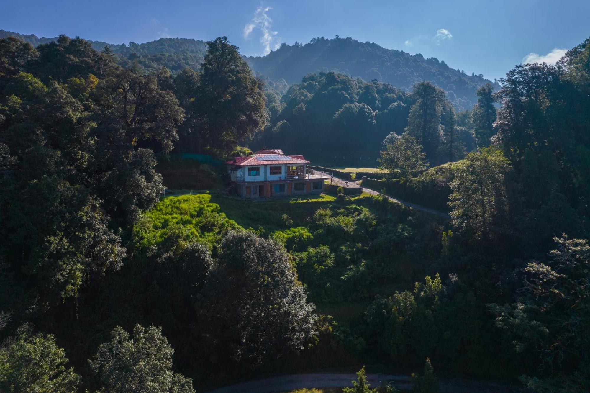 Simba Jungle Lodge, Binsar Wildlife Sanctuary Exteriér fotografie
