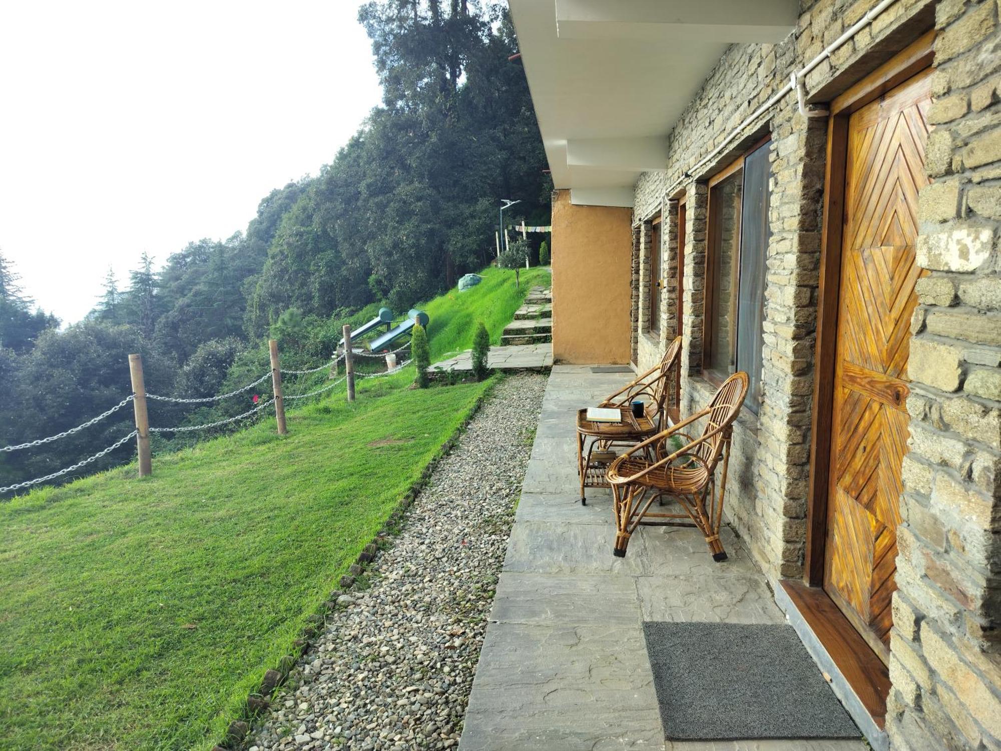 Simba Jungle Lodge, Binsar Wildlife Sanctuary Exteriér fotografie